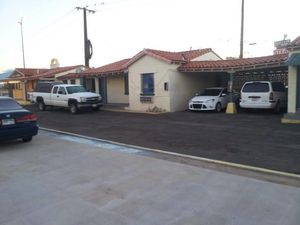Economy 2* Tucson